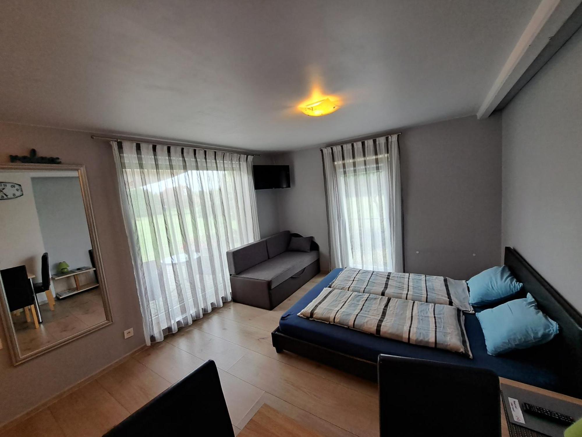 Guest House Podnieki Ventspils Exterior photo